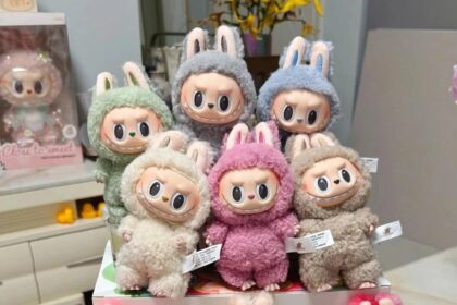 泡泡瑪特跌近5%