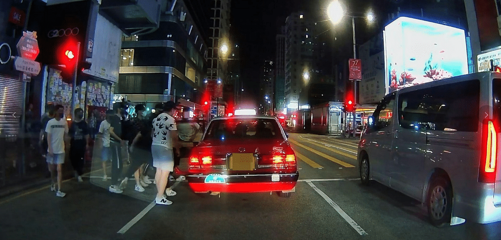 旺角群煞強開車門懶人包